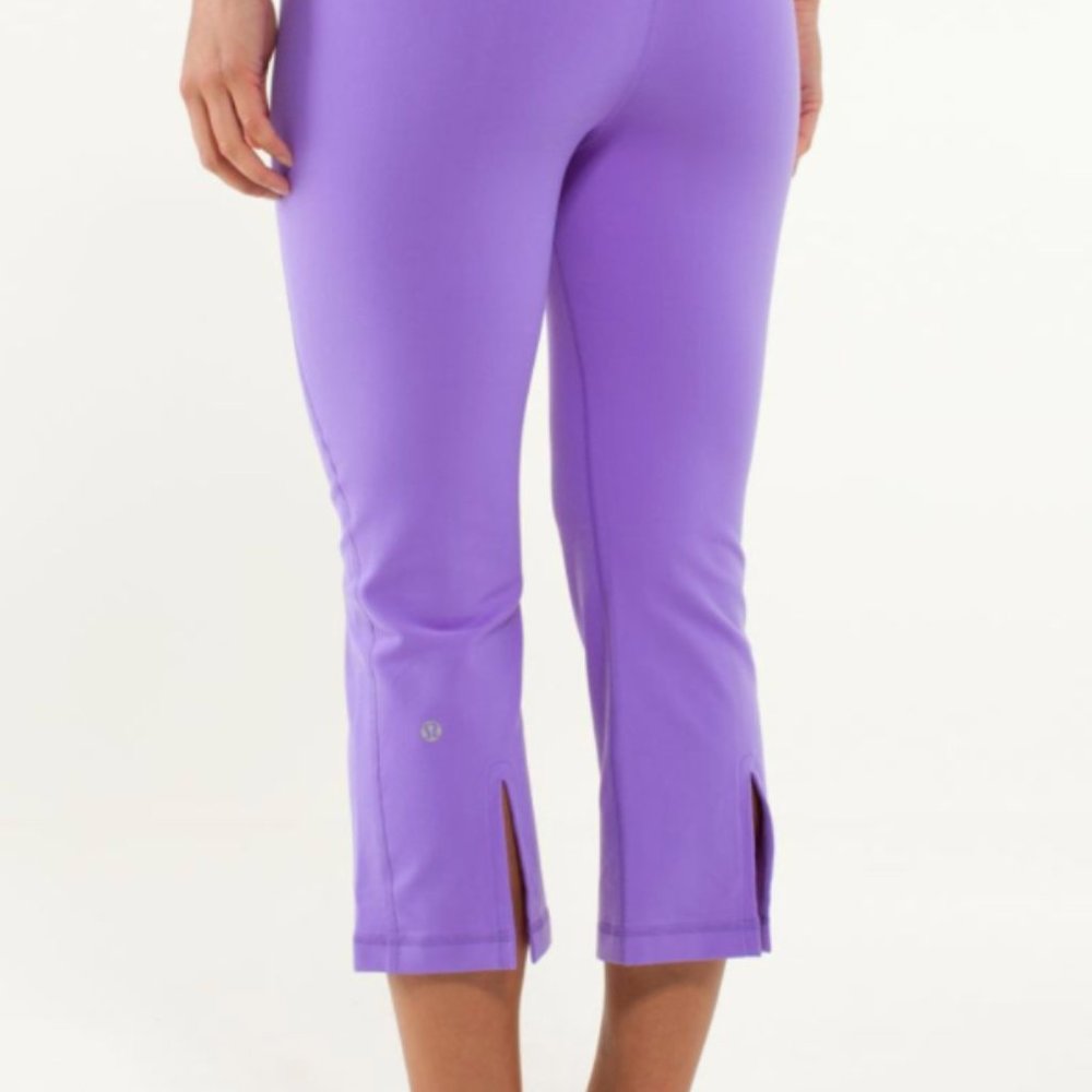 Lululemon Gather & Crow Crop